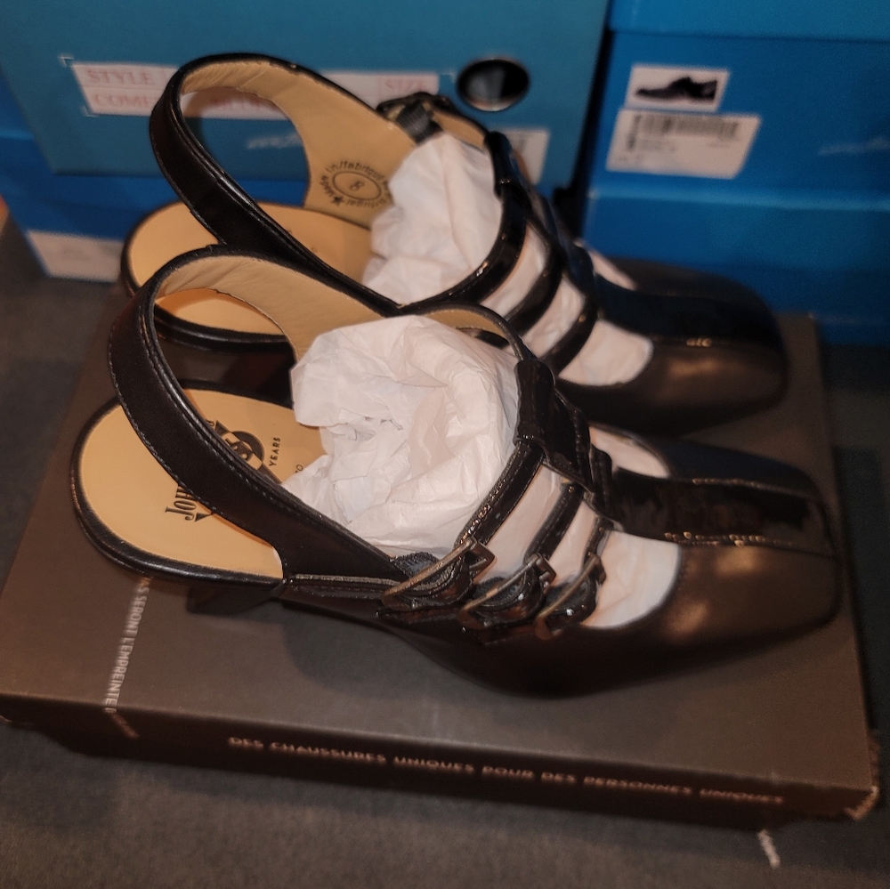John Fluevog Black Estefan BNIB, Never Worn size 8